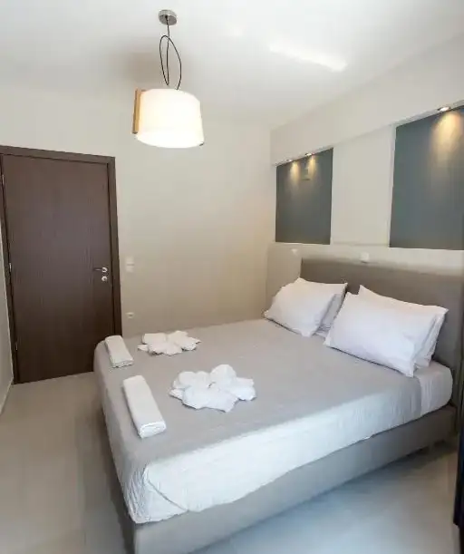 Deluxe8